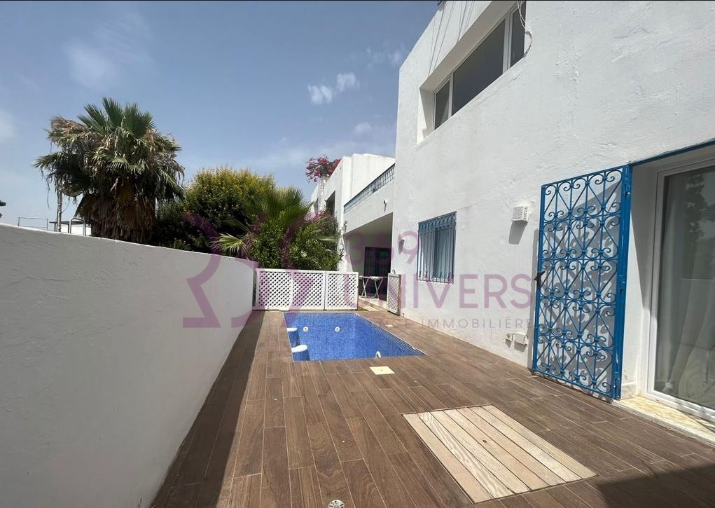 Carthage Sidi Bousaid Location Maisons Villa avec piscine  sidi bousaid ref rh051