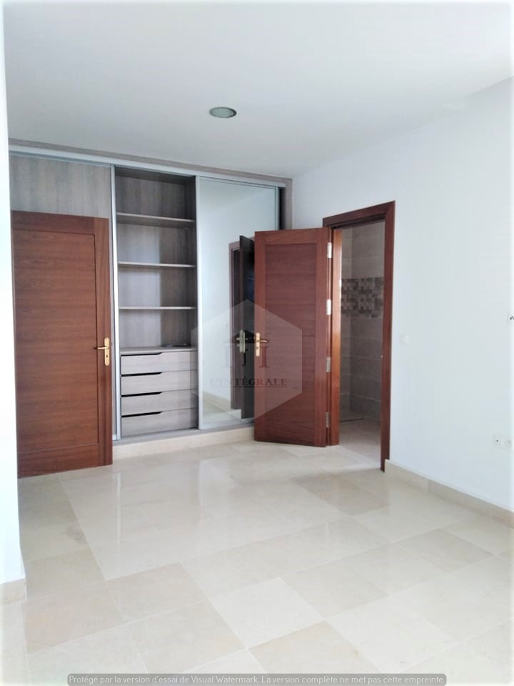 El Menzah El Manar 1 Location Maisons Villa neuve de 4 tages avec ascenseur