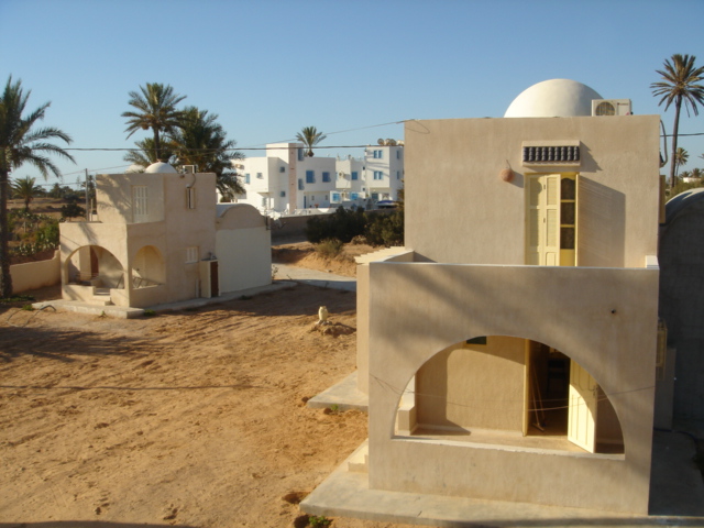 Djerba - Midoun Zone Hoteliere Location vacances Maisons Villa avec piscine partagee