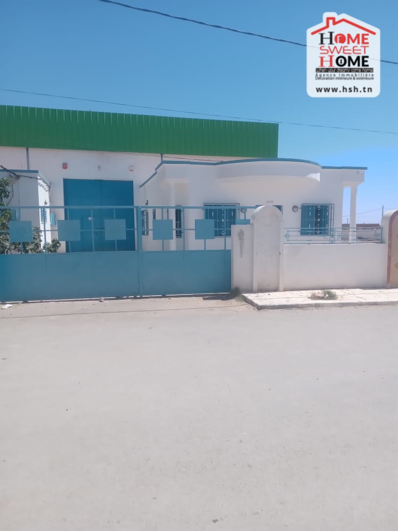 Mejel Bel Abbes Mejel Bel Abbes Bureaux & Commerces Surfaces Usine nlya  majil ben abess kasserine