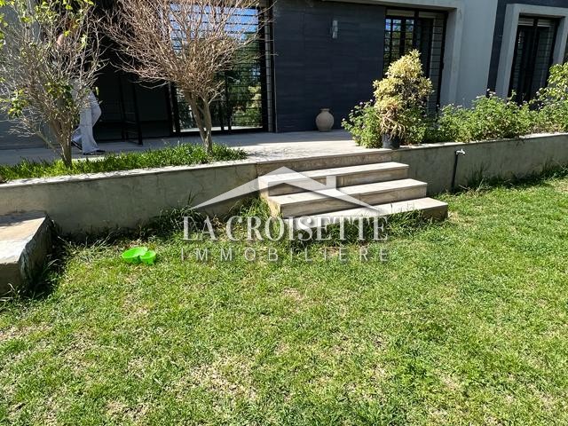 La Marsa Cite Du Stade Location Appart. 5 pices+ Appartement s4 avec jardin  la marsa zal1758