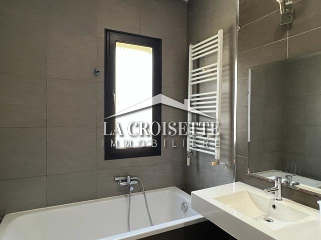 La Marsa Cite Du Stade Location Appart. 5 pices+ Appartement s4 avec jardin  la marsa zal1758