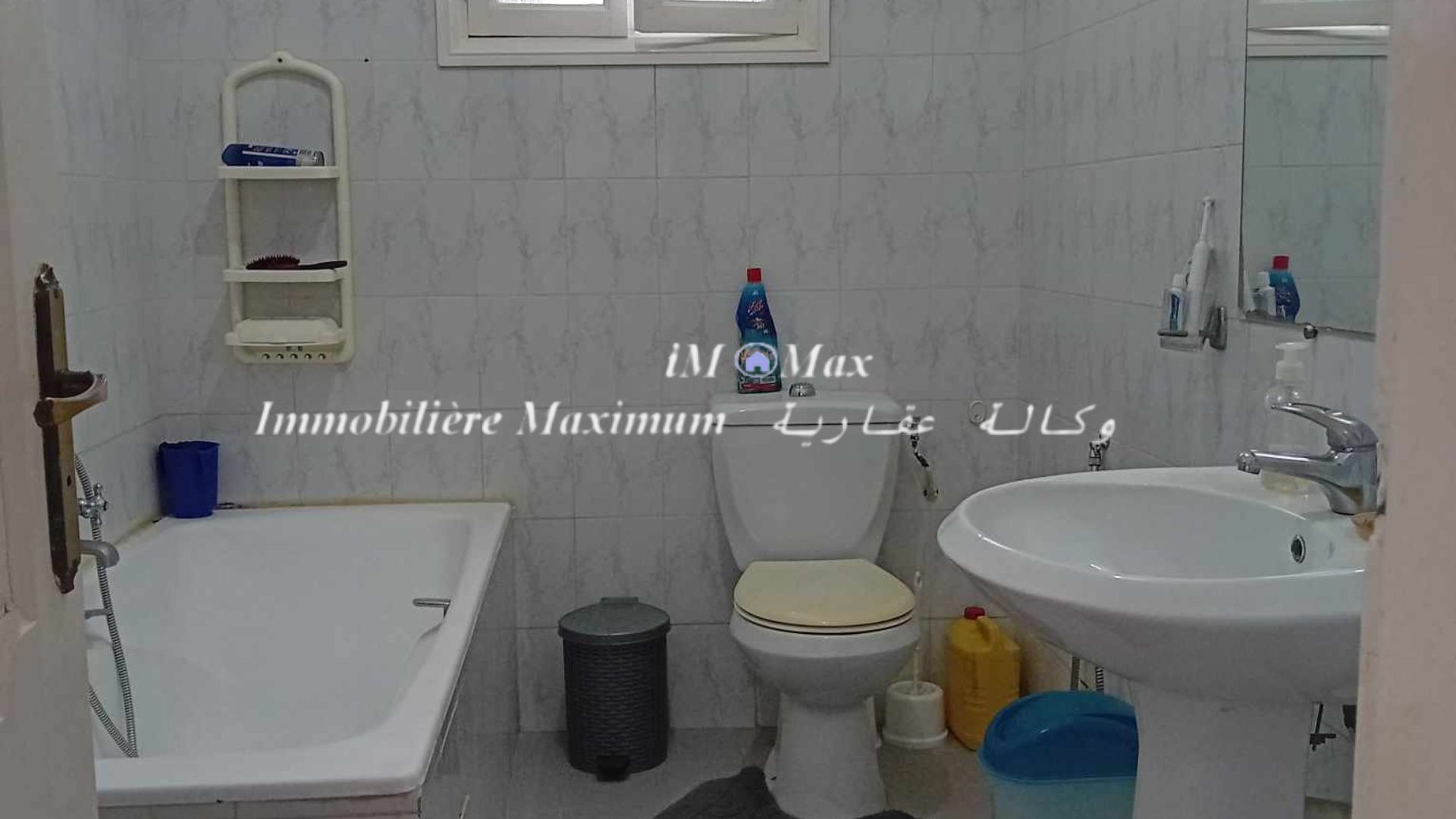 La Marsa Cite El Khalil Location Appart. 5 pices+ Etage meubl  la marsa el khalil