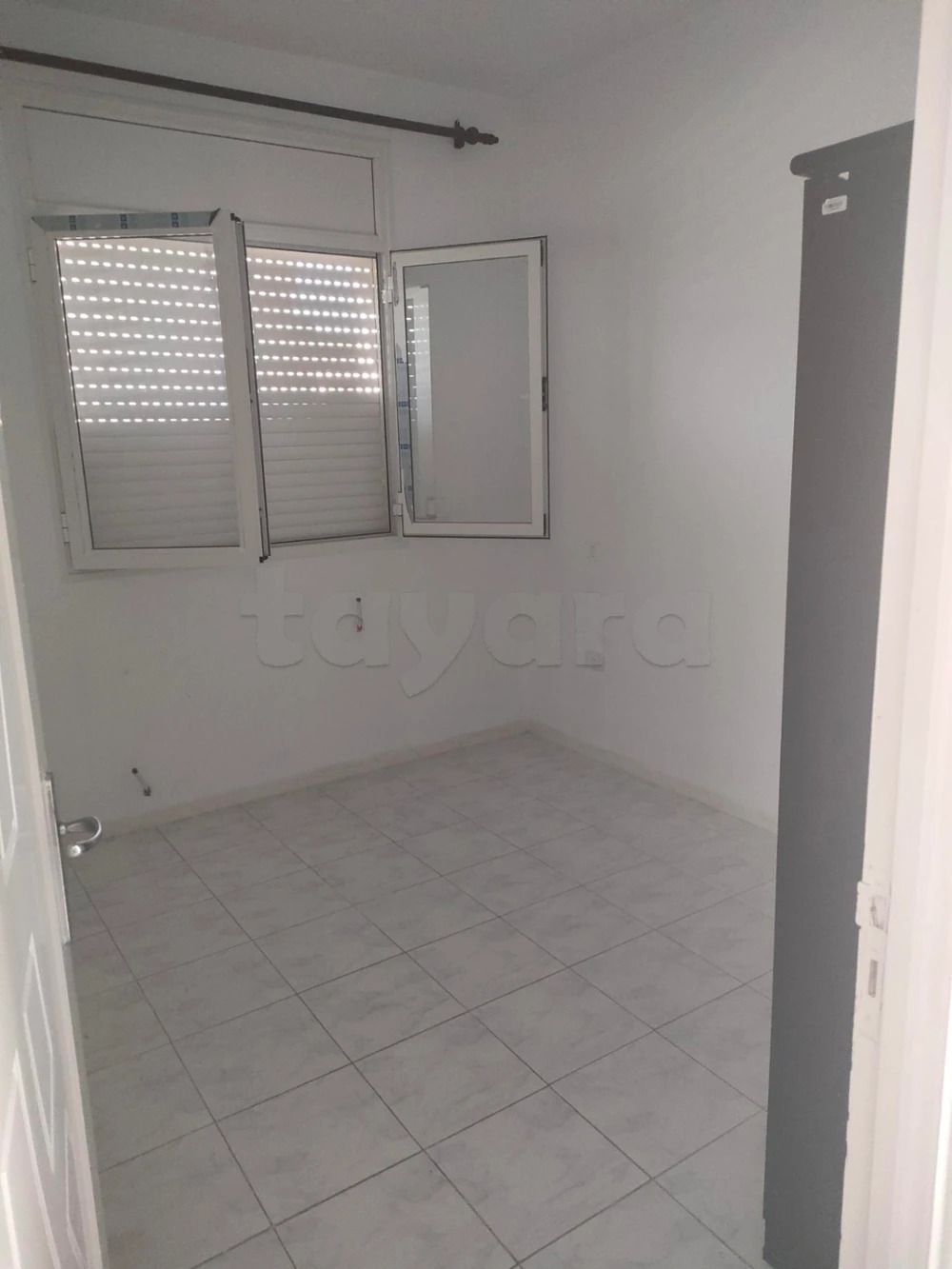 Raoued Cite El Ghazala 2 Location Maisons Etage de villa pour filles  enkhilet