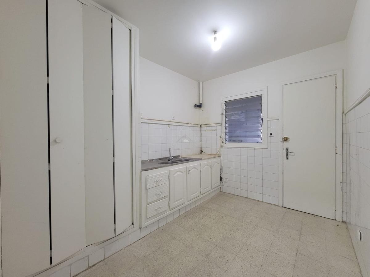 El Menzah El Menzah 1 Vente Appart. 4 pices Appartement 4 pices cit olympique