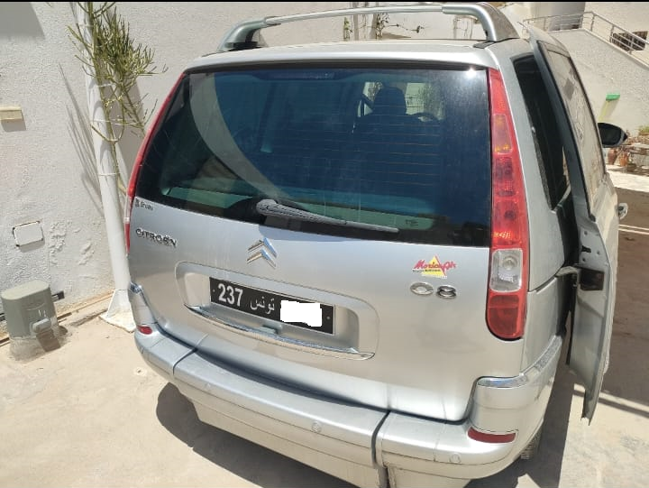 La Marsa Marsa Erriadh Citroen C8 Citroen c8 agrable