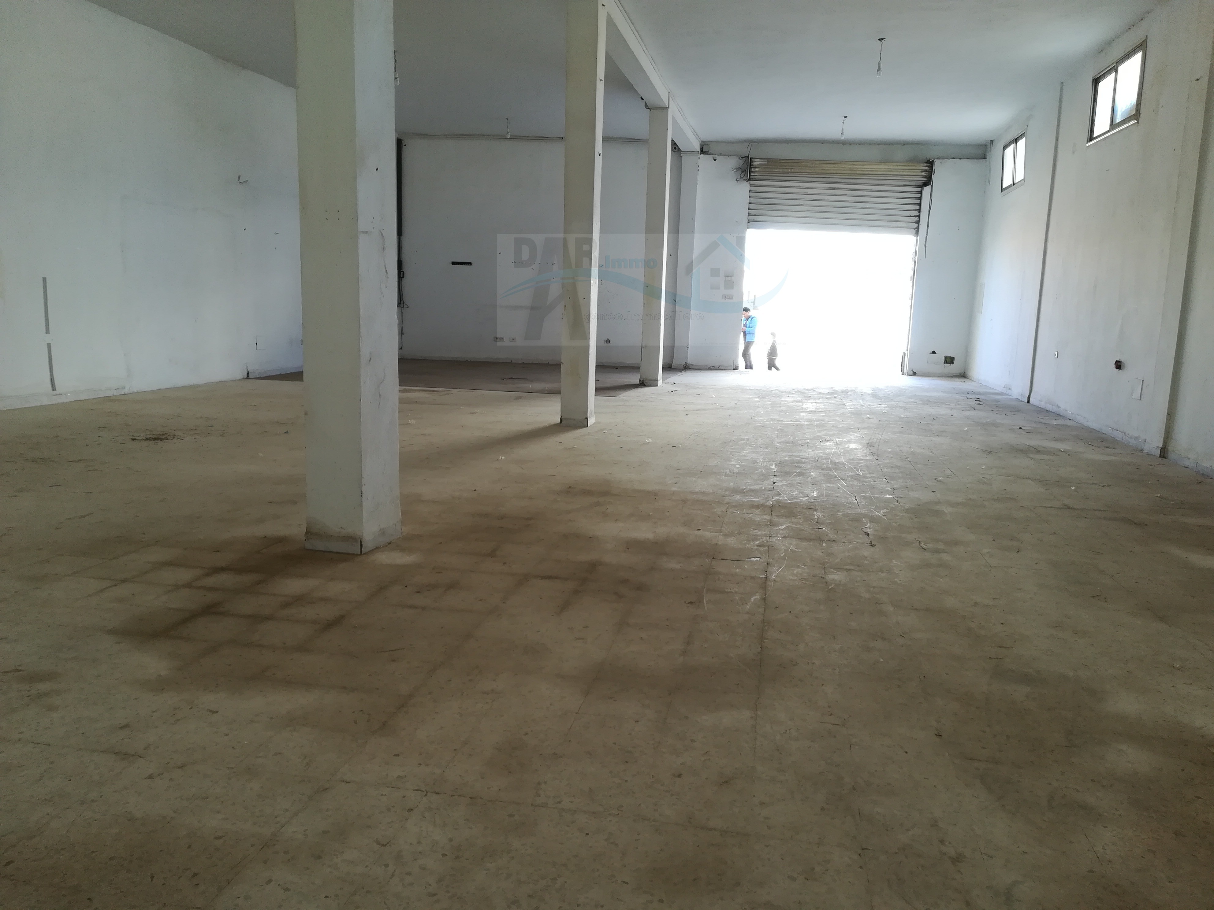 Bou Mhel El Bassatine Bou Mhel Location Surfaces Local 160m2 a boumhal