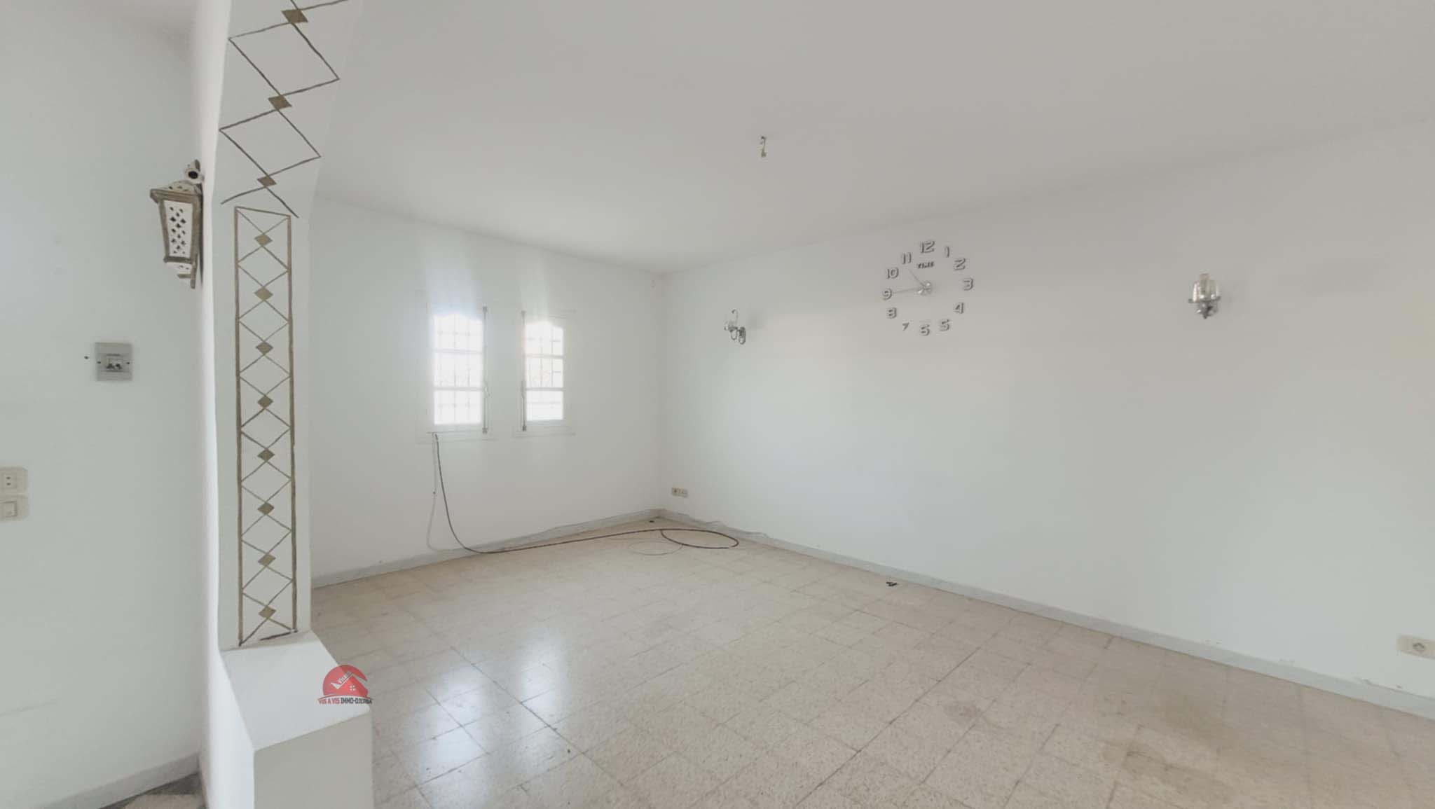 Djerba - Houmet Essouk Djerba  Vente Duplex Duplex a houmt souk djerba zu ref v686