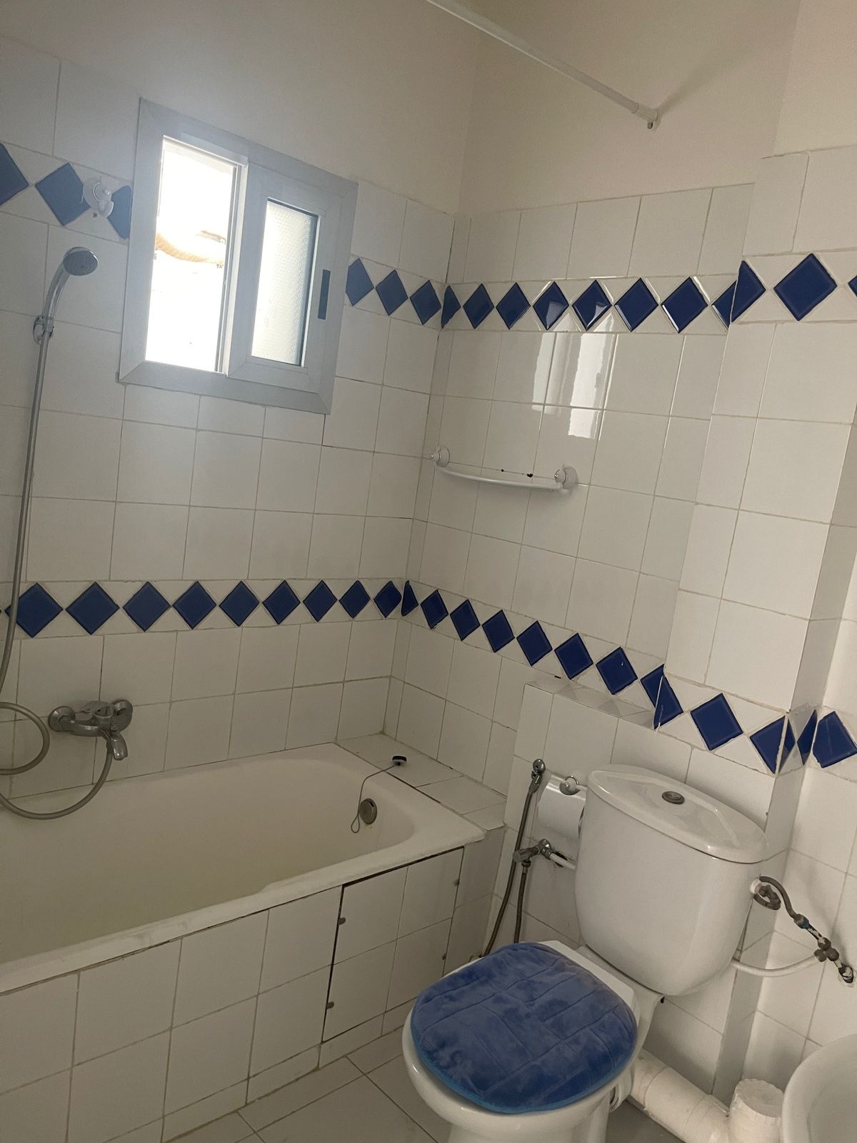 Ain Zaghouan Ain Zaghouan Location Appart. 1 pice Un appartement  ain zaghouan sud