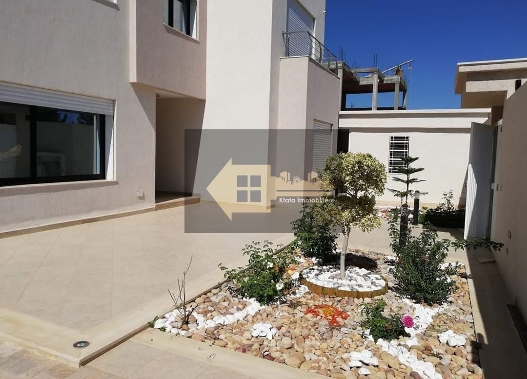 Sidi Thabet Cebalet Ben Ammar Vente Maisons Cebelet ben ammar vnt villa