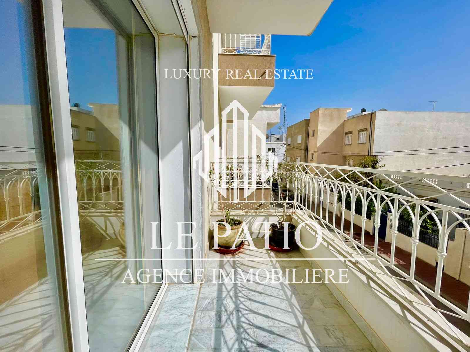 La Marsa Marsa Safsaf Location Appart. 4 pices Appartement s3 meubl  la marsa plage