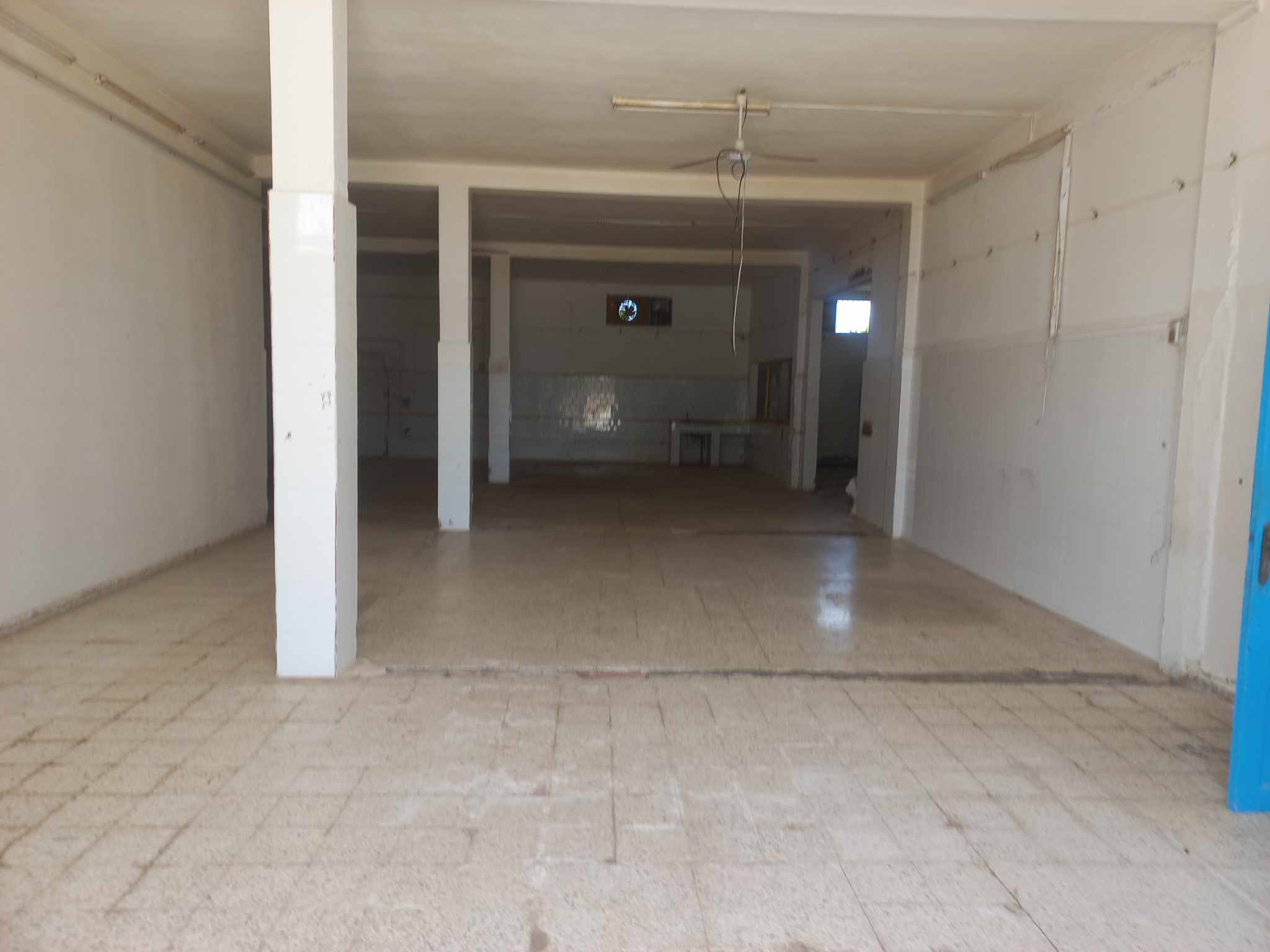 La Soukra Chotrana 2 Bureaux & Commerces Atelier,Garage Dpt de 300m  chotrana 2