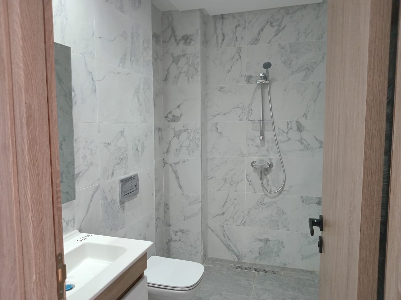 Ain Zaghouan Ain Zaghouan Location Appart. 1 pice Un bel appartement s0  la n soukra