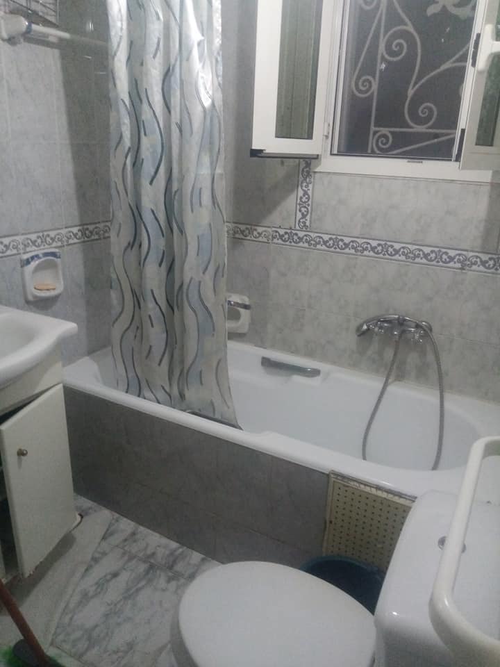 La Marsa Marsa Safsaf Location Appart. 2 pices Super s1 meuble super emplacment marsa ville