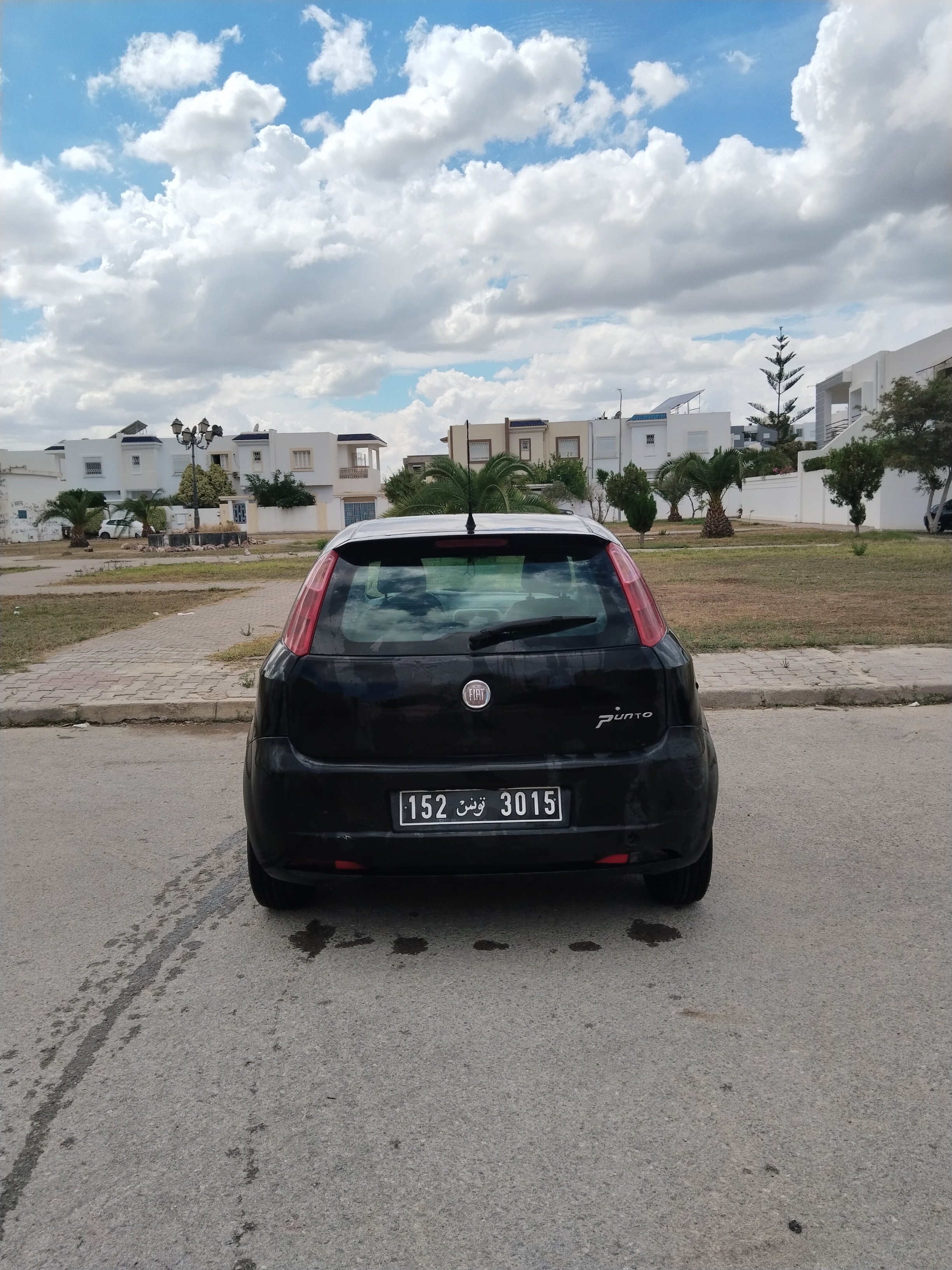 Ezzahra Cite El Ouns Fiat Grande Punto Fiat punto grande 5cv