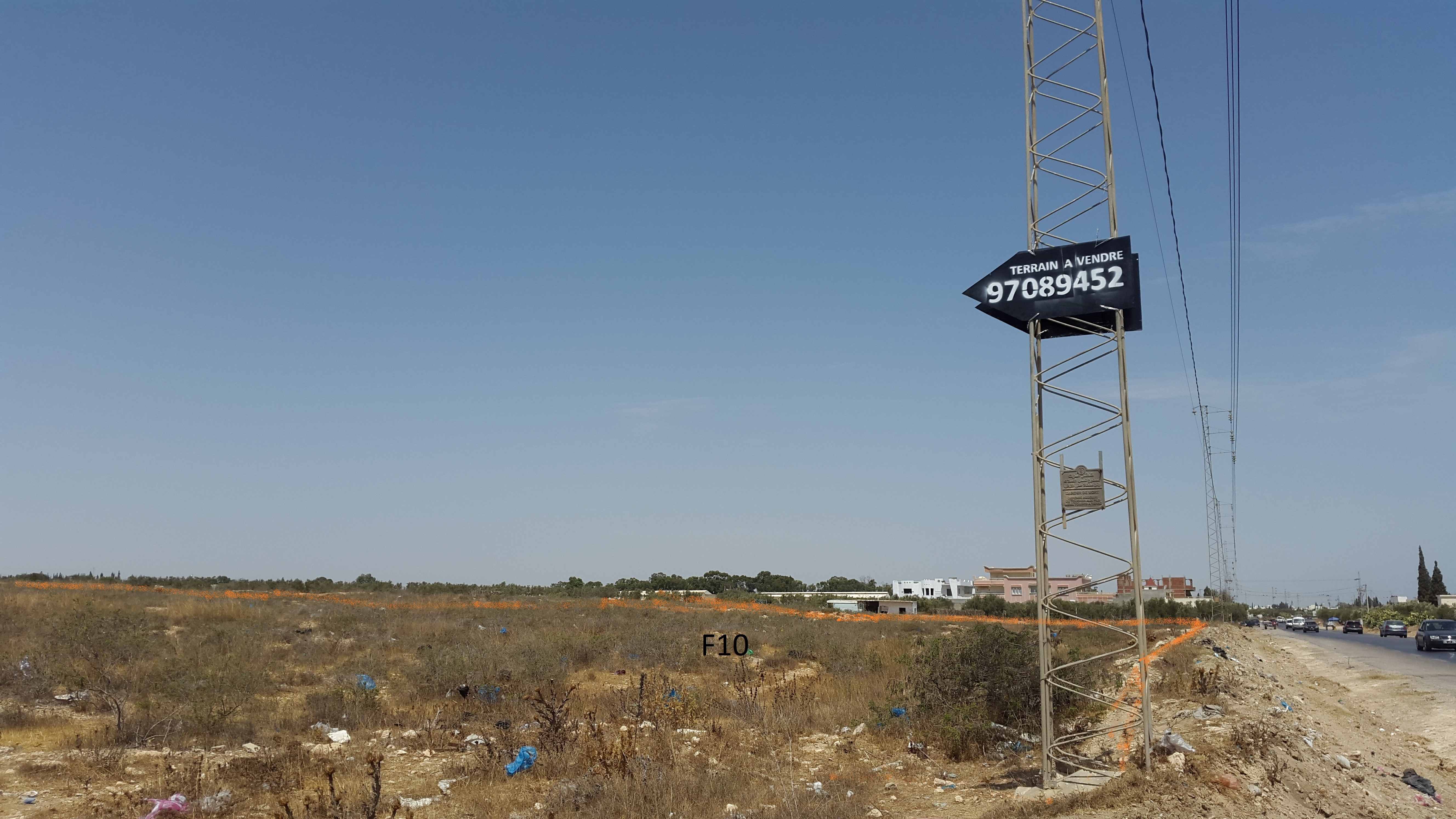 Sahline Mesjed Issa Terrain Terrain nu Le bon emplacement pour votre projet