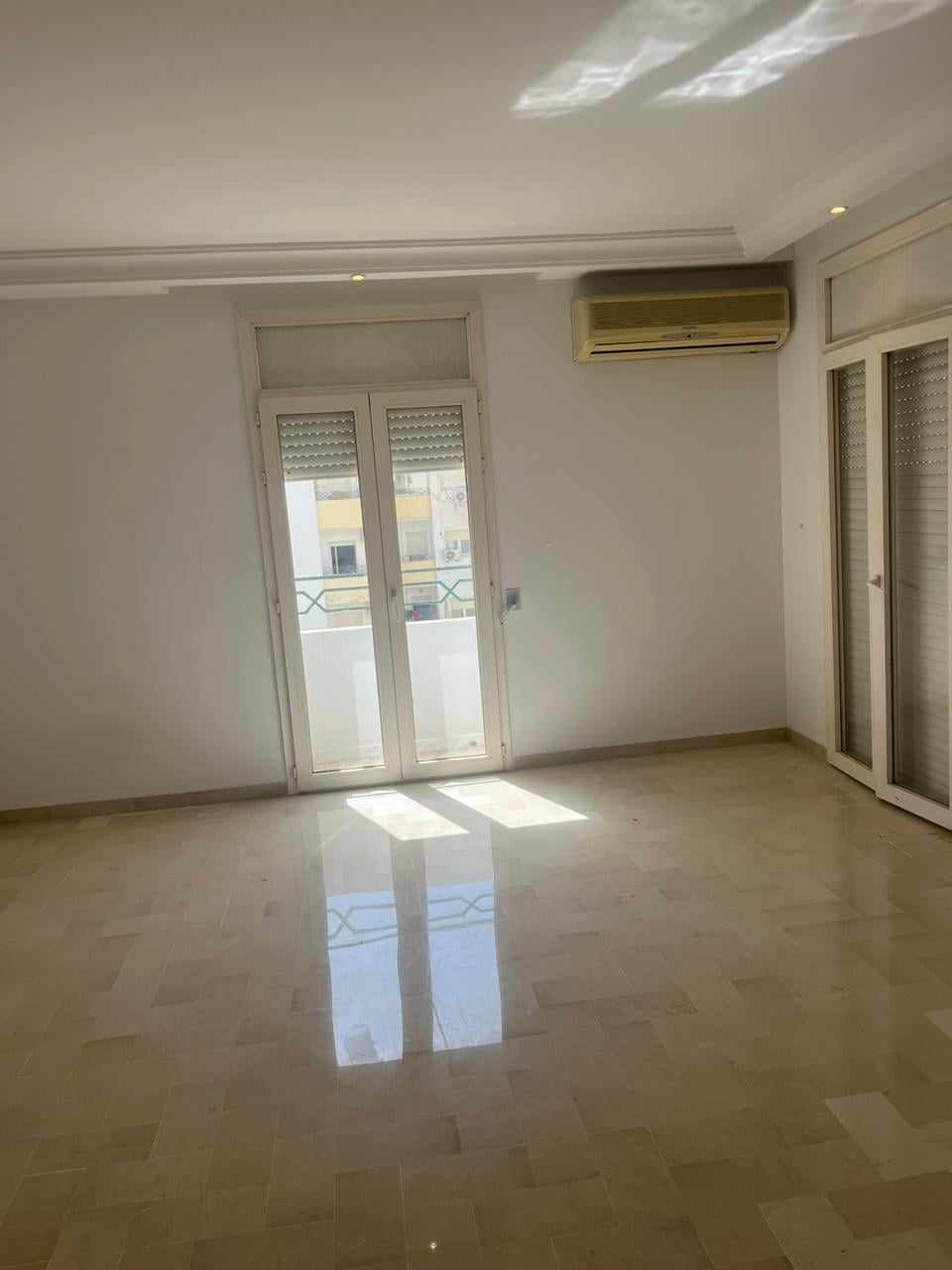 Ain Zaghouan Ain Zaghouan Vente Appart. 4 pices Appartement s3   ain zaghouan wahat