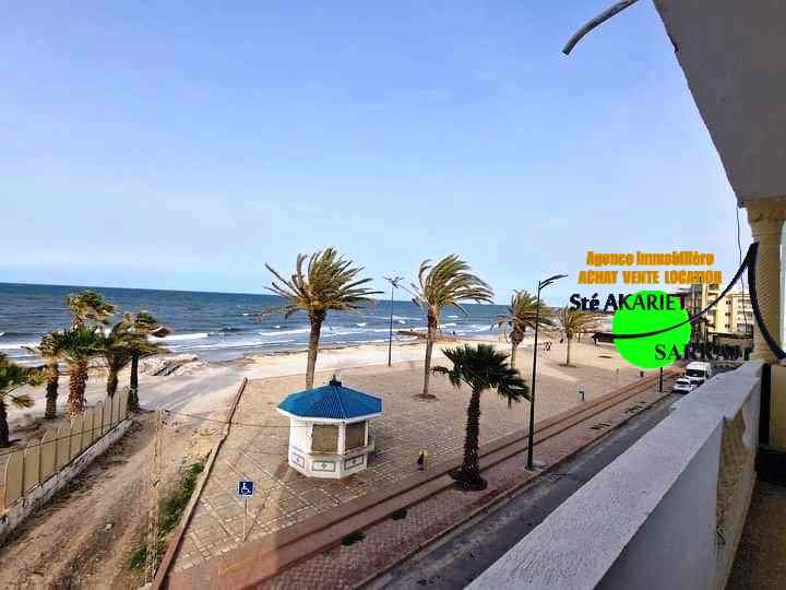 Sousse Ville Sousse Corniche Vente Appart. 4 pices Appartement pieds dans l'eau  centre ville sousse