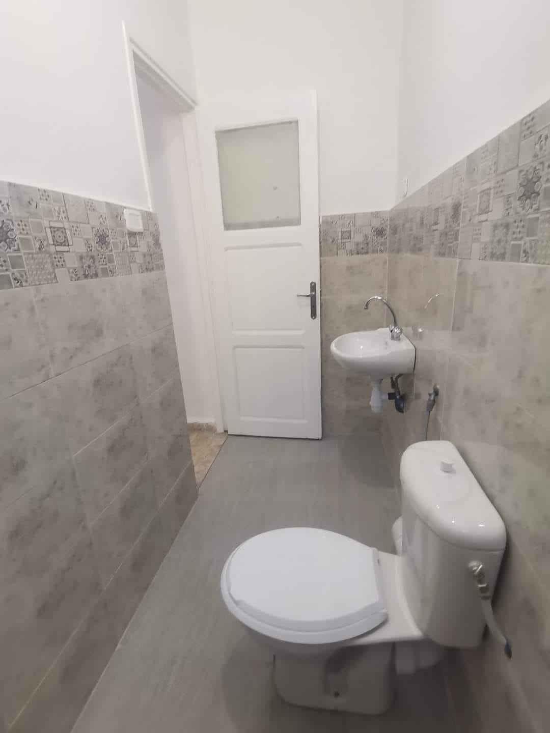 Hammam Chatt Hammam Chatt Location Appart. 4 pices Appartement s2 a 420dt