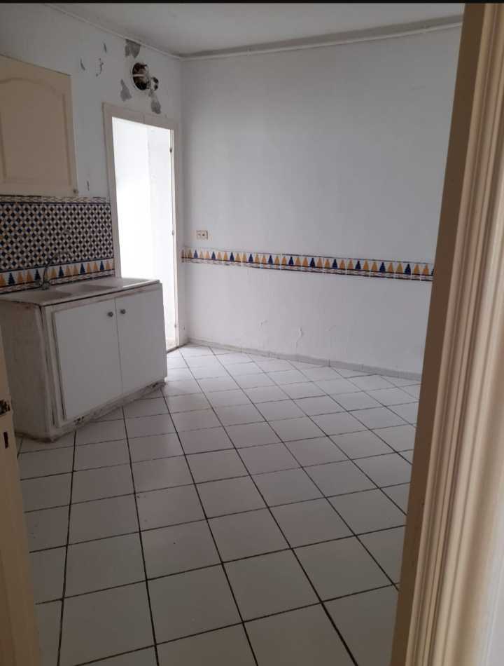 La Marsa El Aouina Vente Appart. 2 pices Appartement cit wahat s2 au 4eme etage