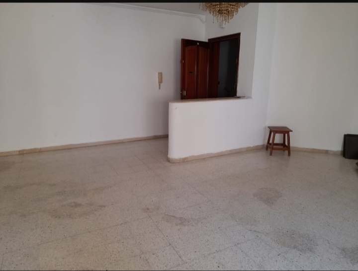 La Marsa El Aouina Vente Appart. 2 pices Appartement cit wahat s2 au 4eme etage