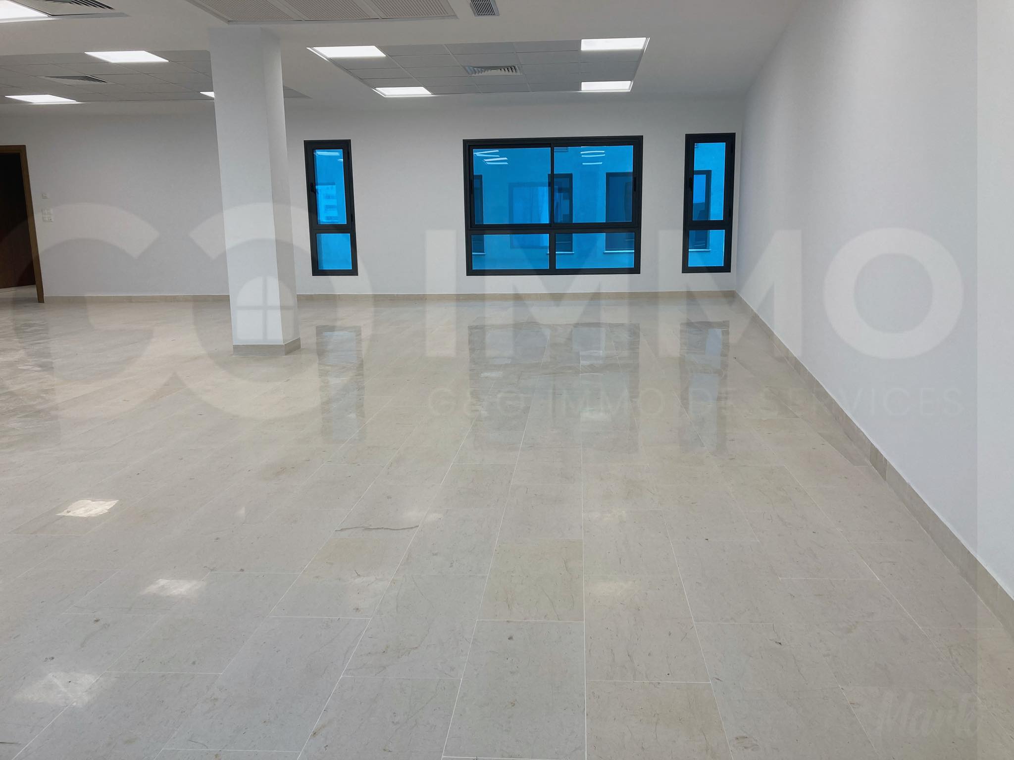 Bab Bhar Montplaisir Bureaux & Commerces Bureau Plateau moderne sup 165 m en open space