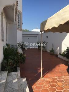 La Marsa Marsa Ennassim Location Maisons Villa avec piscine    marsa ref241a