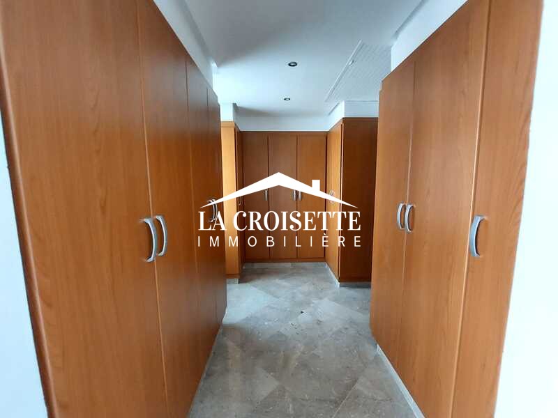 La Marsa Marsa Ennassim Location Duplex Triplex s5 avec jardin  la marsa mtrl0077