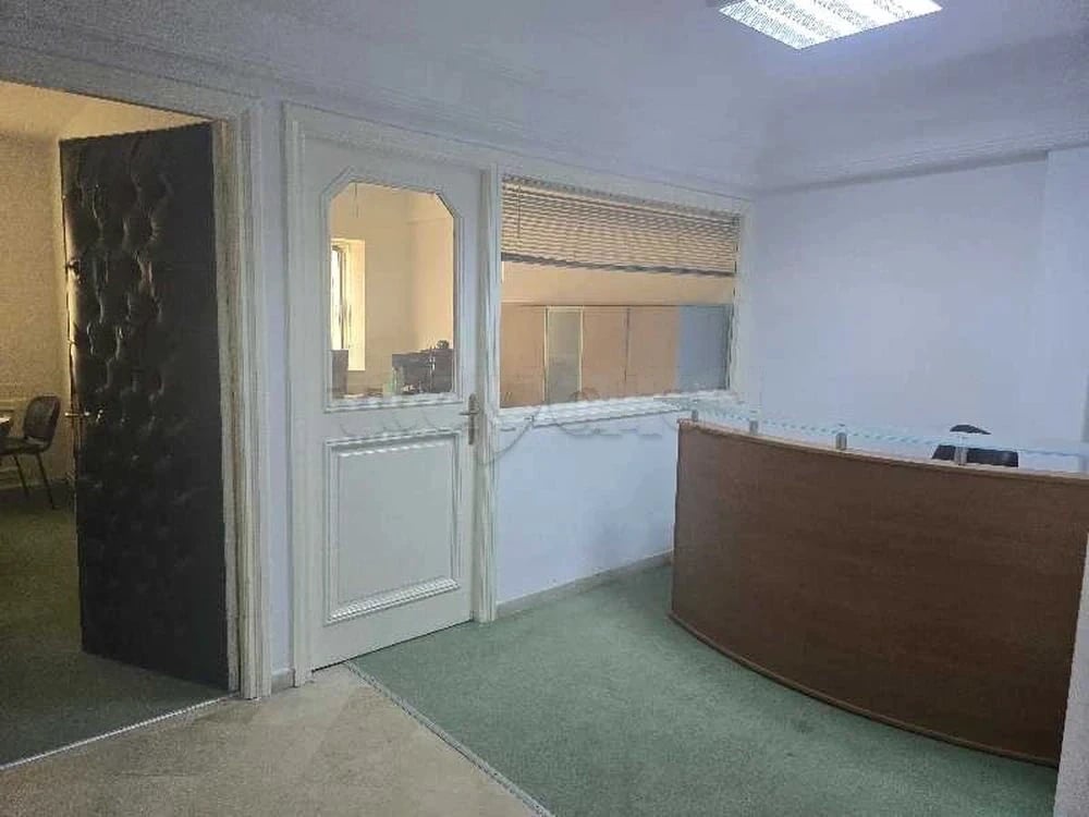 Bab Bhar Montplaisir Bureaux & Commerces Bureau Hall 3  sup 130 m   montplaisir