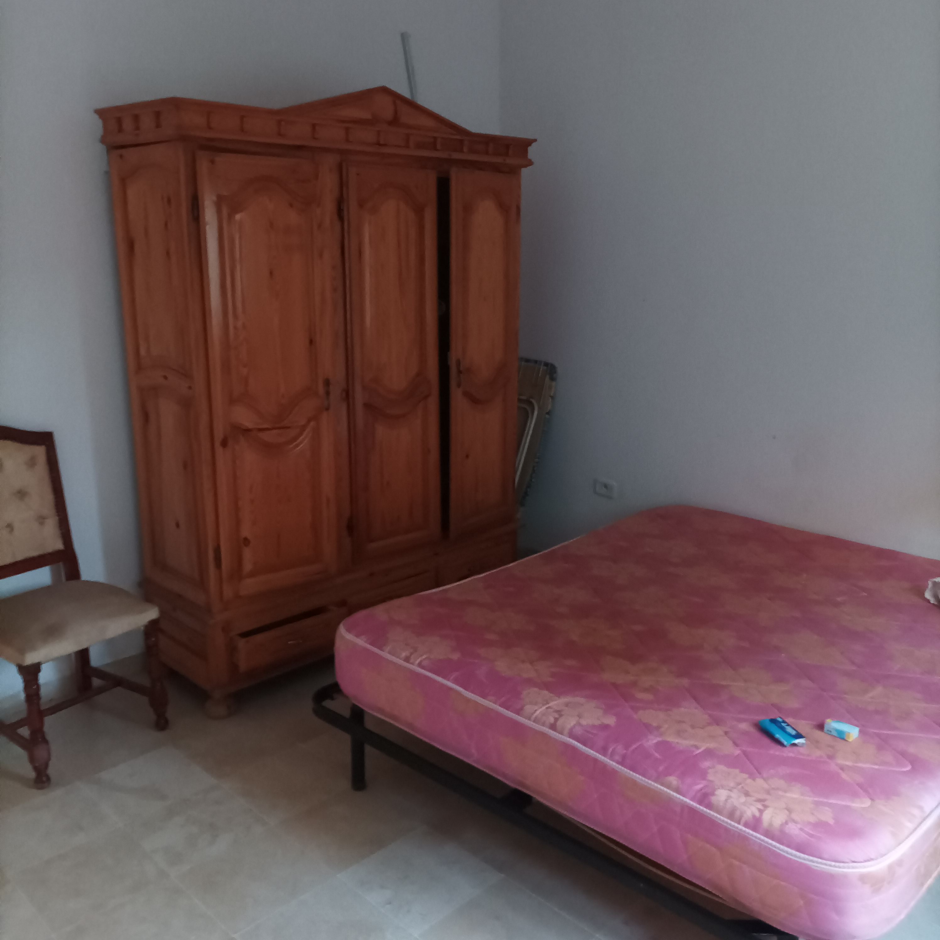 Raoued Cite Ennkhilet Location Appart. 2 pices Une petite villa meuble