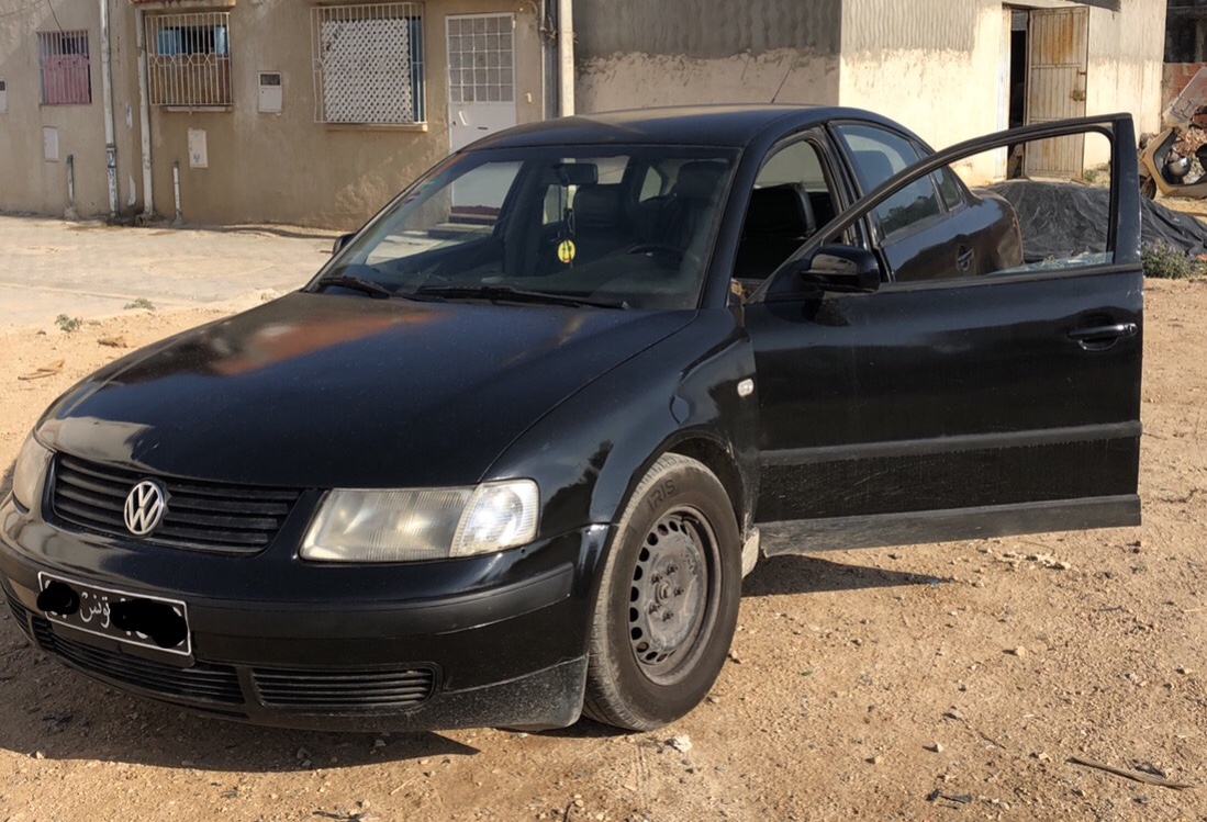 Ezzouhour (Tunis) Cite Ezzouhour Volkswagen Passat Volkswagen passt b5