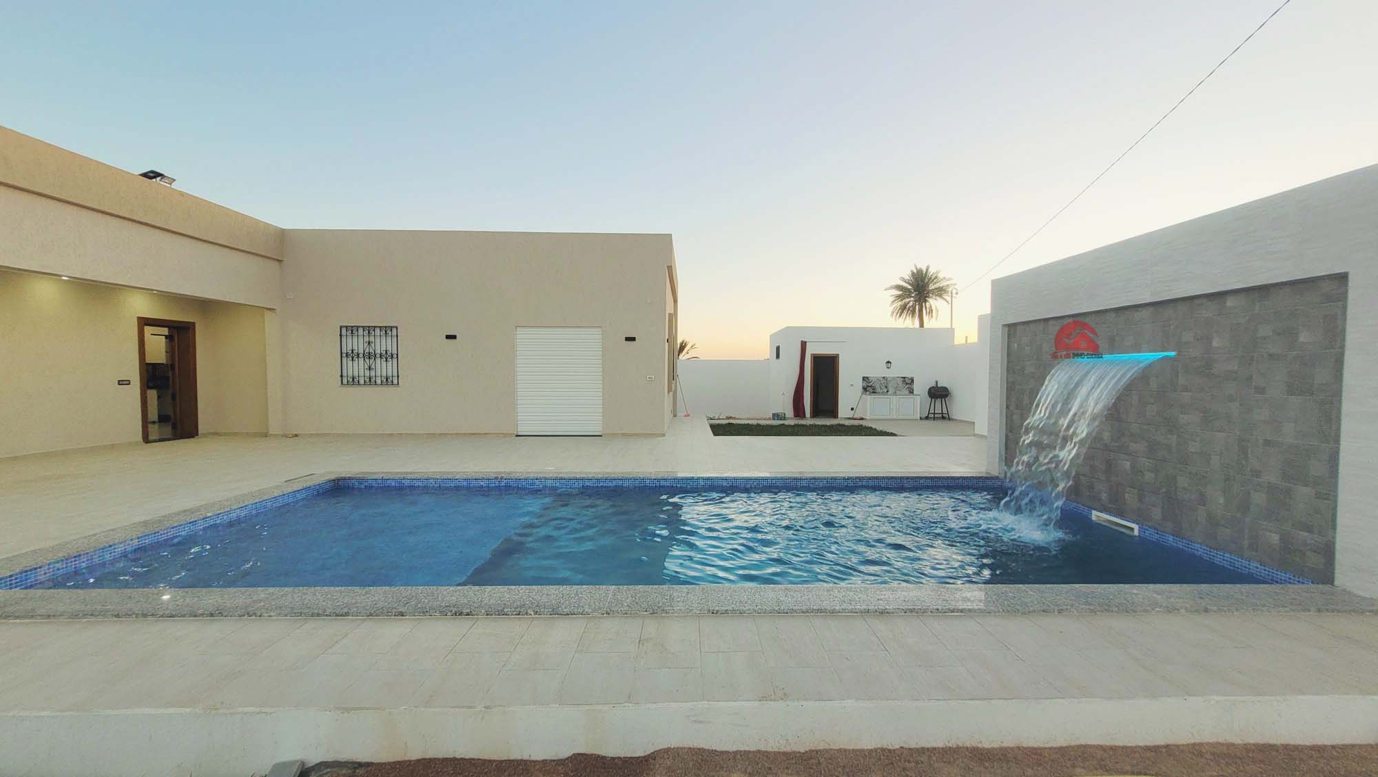 Djerba - Houmet Essouk Djerba  Vente Maisons Villa avec piscine privee a sidi jmour djerba za