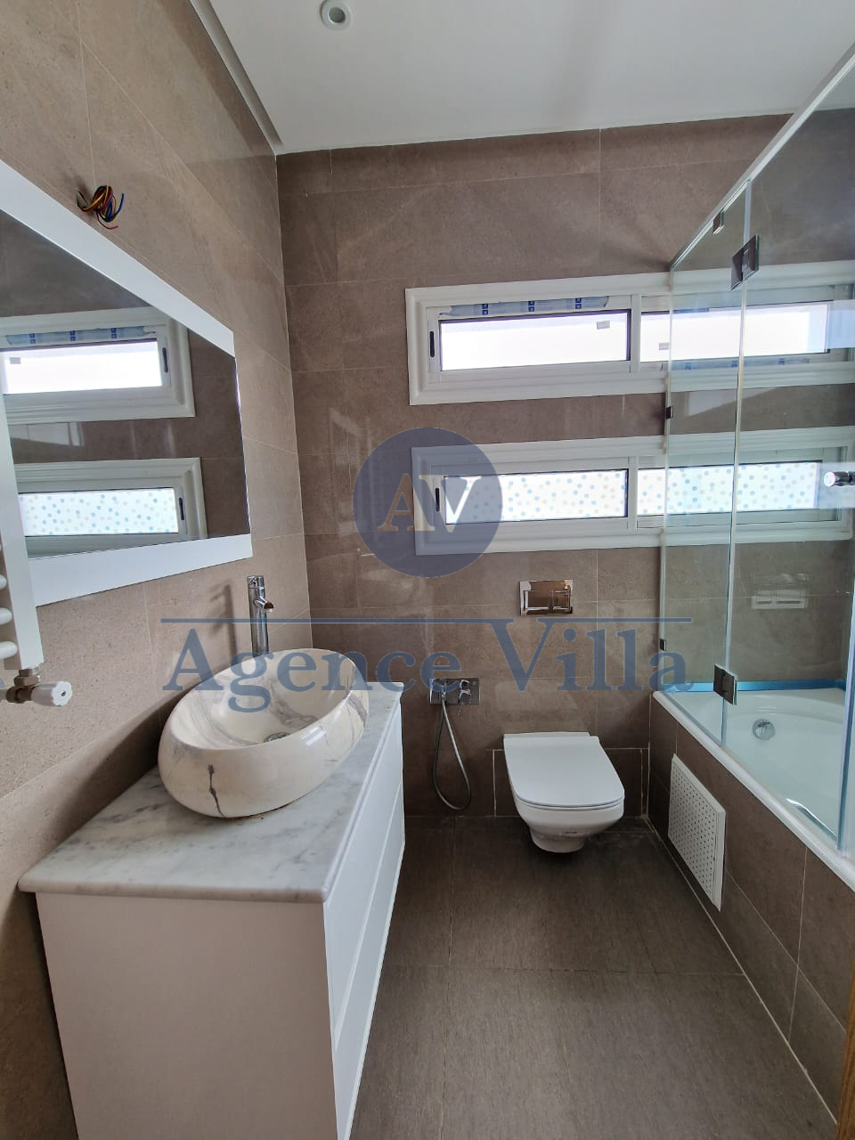 La Soukra La Soukra Vente Maisons Villa s4  la soukra avec jardin