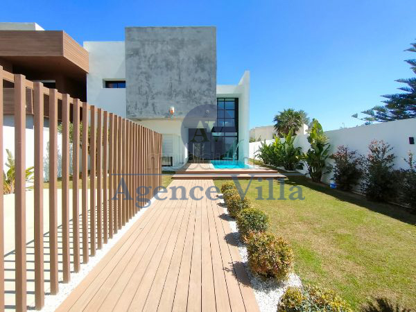 La Soukra La Soukra Vente Maisons Villa s4  la soukra avec piscine neuve