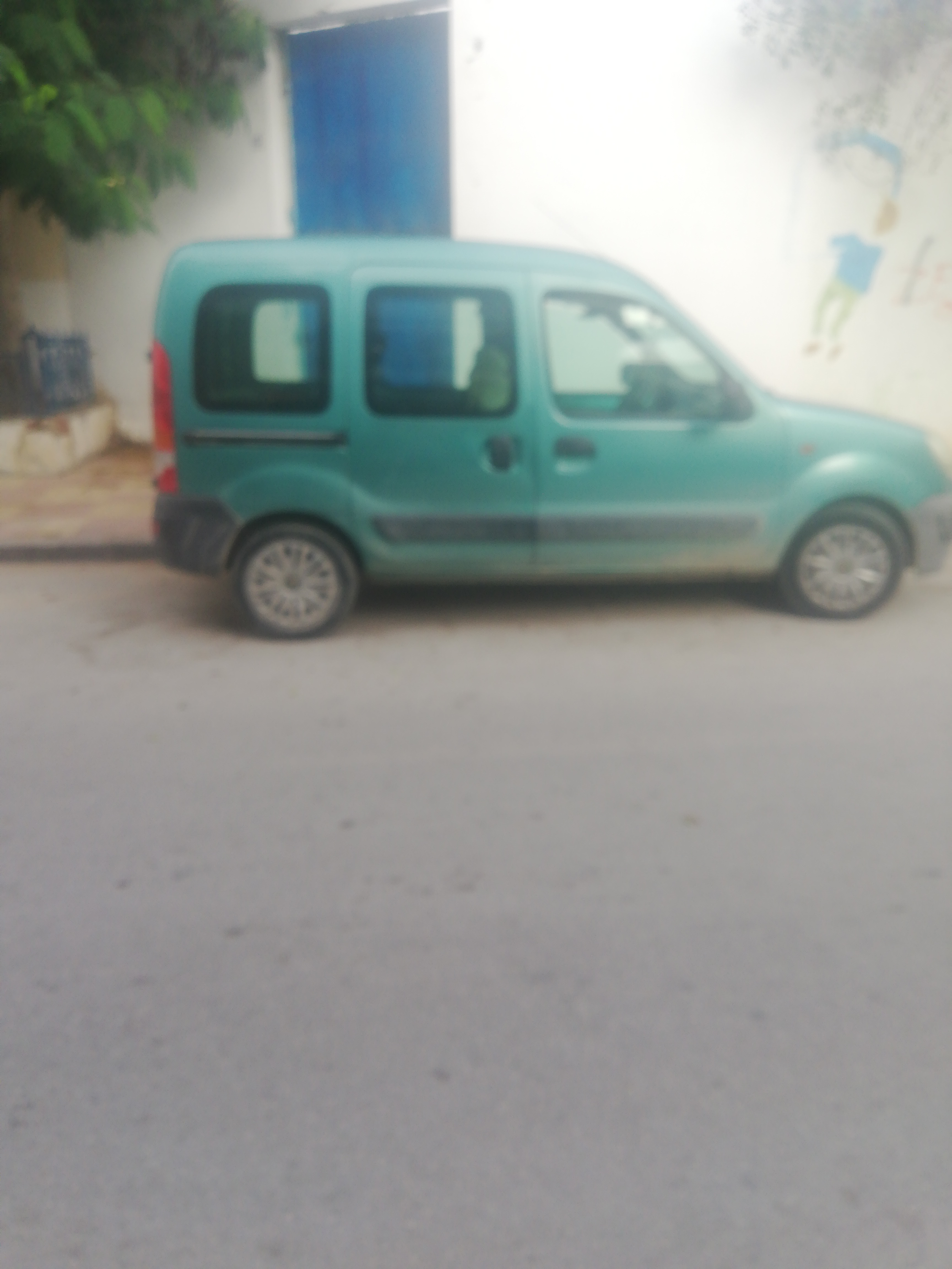 Kelibia Kelibia Renault Kangoo Renault kangoo 5 places