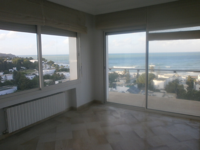 La Marsa Gammart Location Appart. 4 pices Bel appartement de tres haut standing avec vue