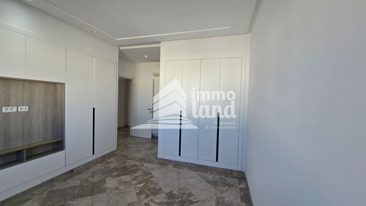 La Marsa Cite Erriadh Vente Appart. 4 pices Appartement s3  la marsa riadh