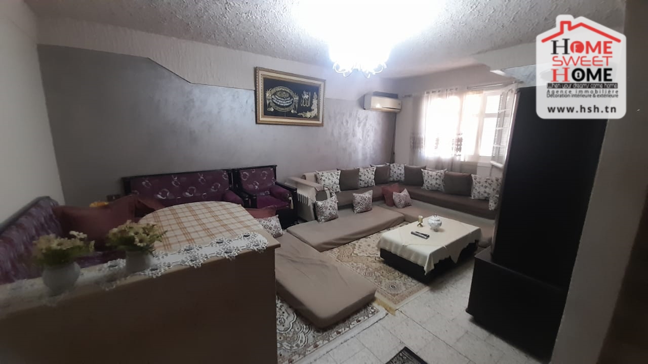 Ghar El Melh Ghar El Melh Vente Appart. 3 pices Etage de villa s3 amina  ghar el mellah