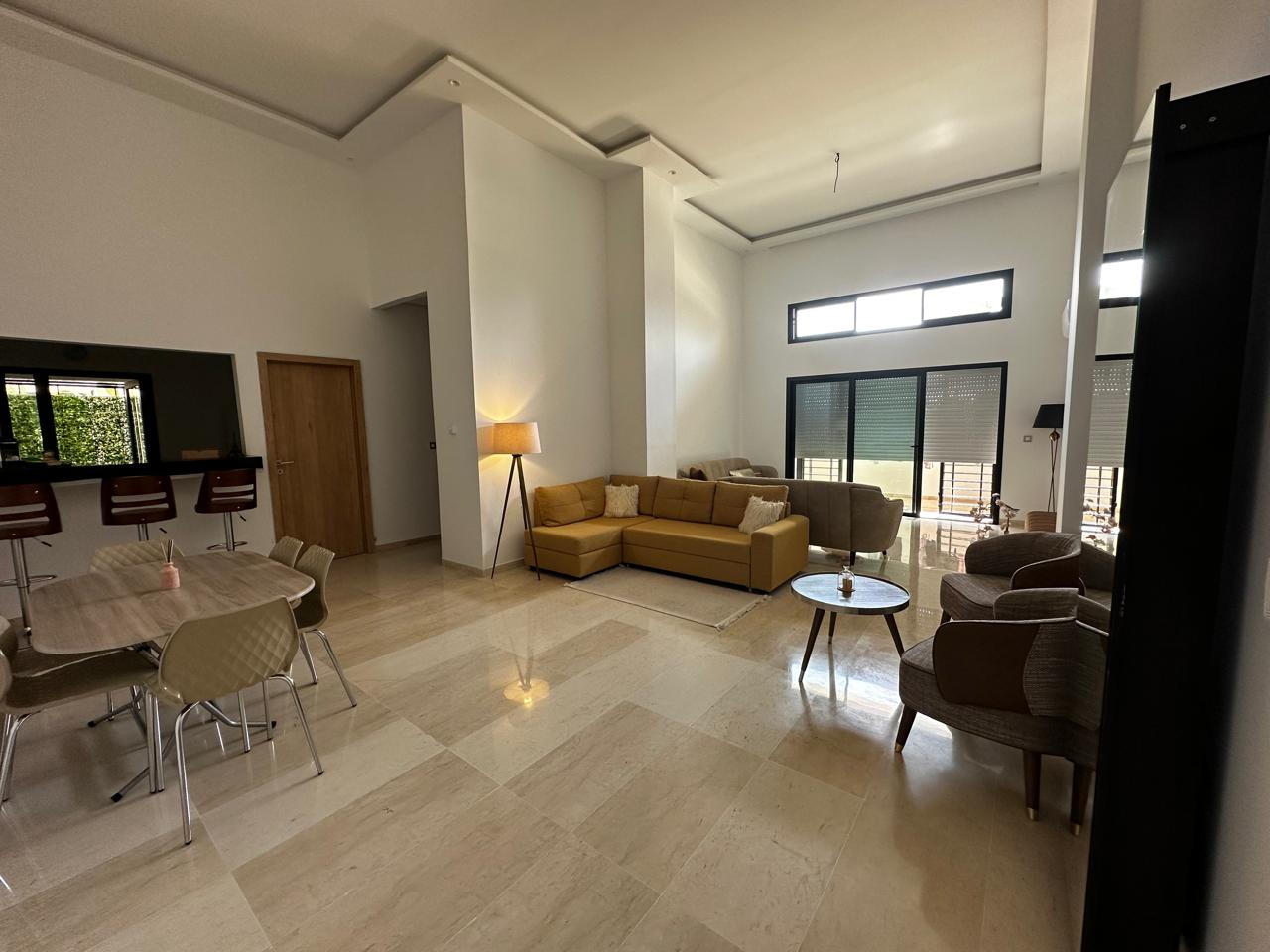 La Marsa Cite Bhar Lazreg Location Appart. 3 pices Spacieux appartement