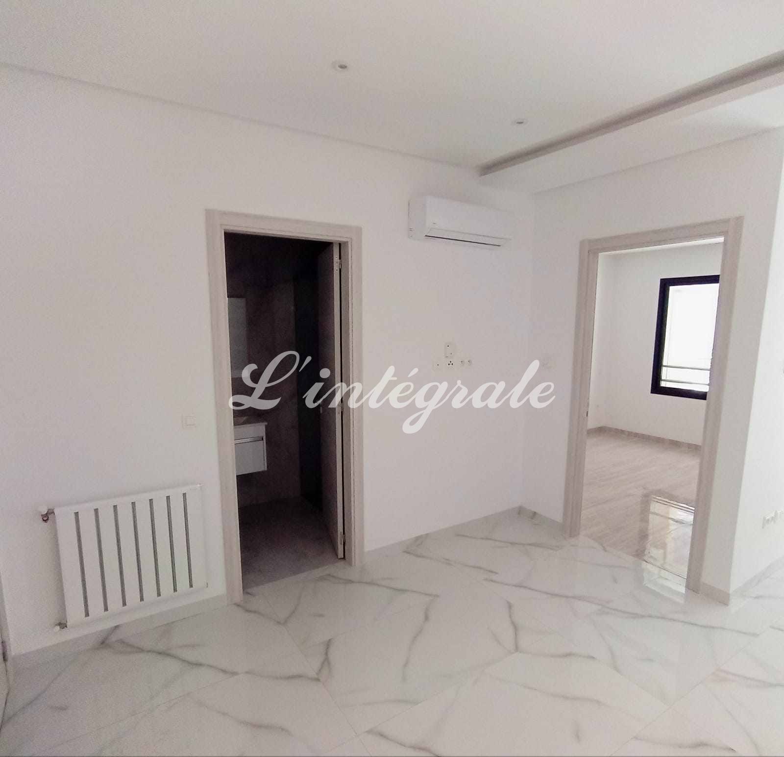 Ariana Ville Cite Ennasr 2 Location Appart. 2 pices S1 avec grand balcon