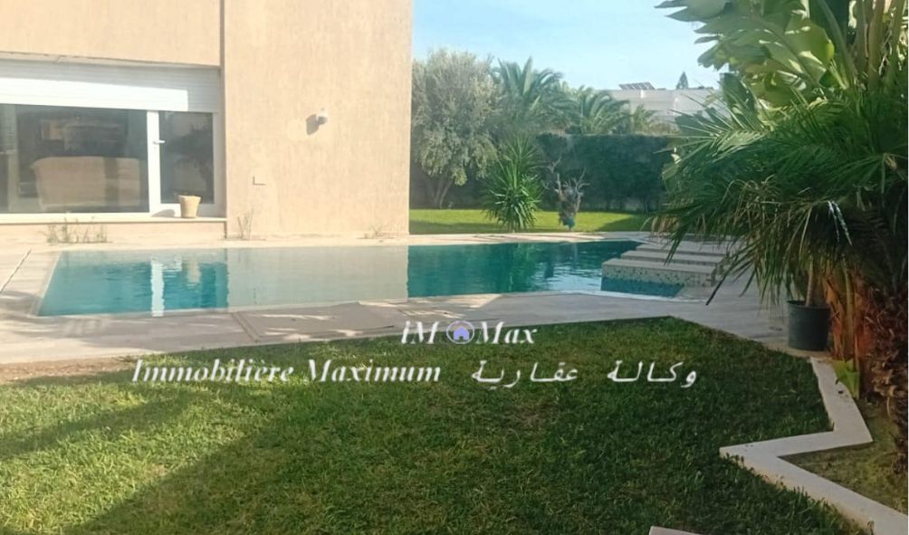 La Soukra La Soukra Location Maisons Villa meuble avec piscine et jardin  la soukra