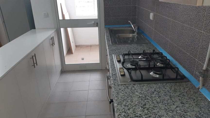 La Marsa El Aouina Location Appart. 1 pice Appartement meuble cite wahat haut standing