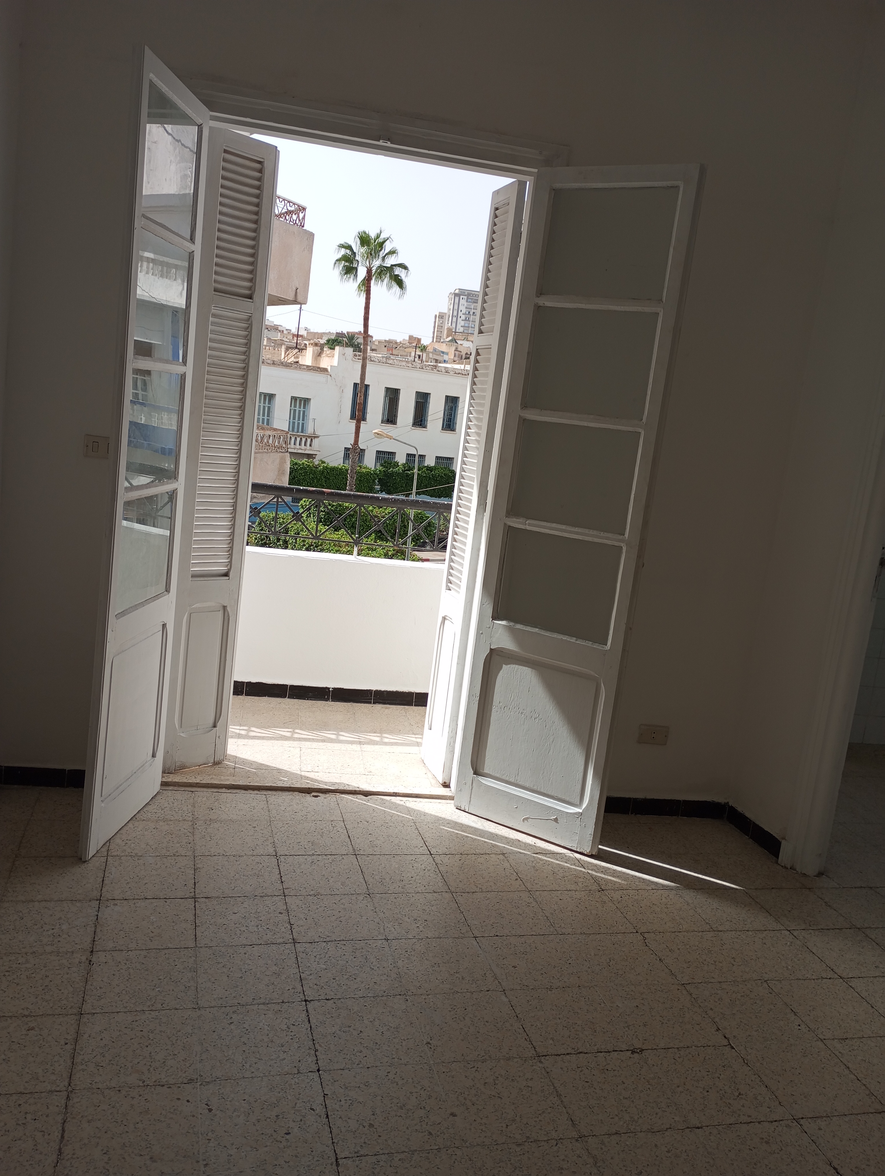 Sousse Jaouhara Cite De La Steg Location Appart. 2 pices Bureau centre ville sousse 99778008