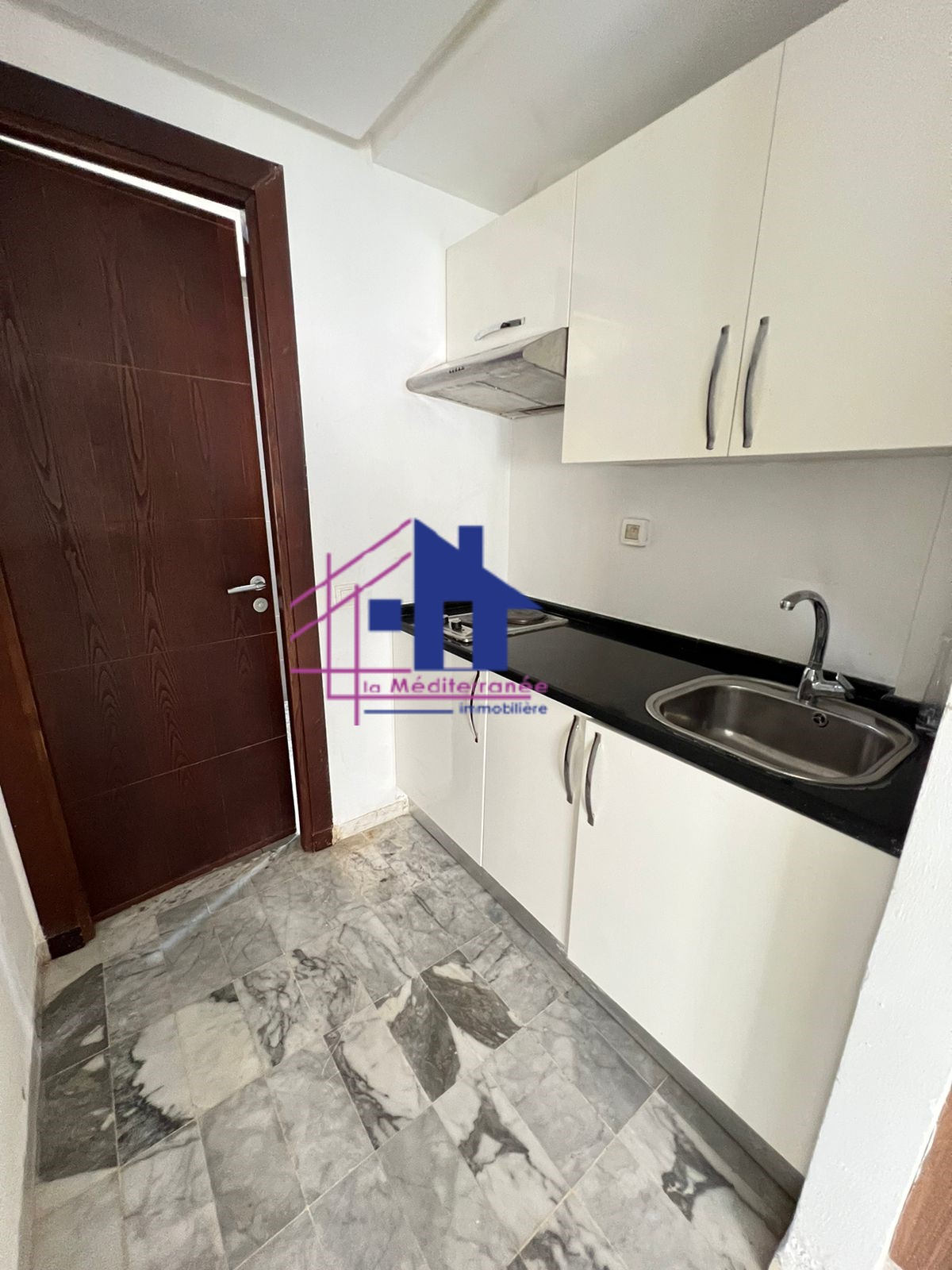 Ariana Ville Cite Ennasr 2 Vente Appart. 1 pice Appartement s1  ennaser 2