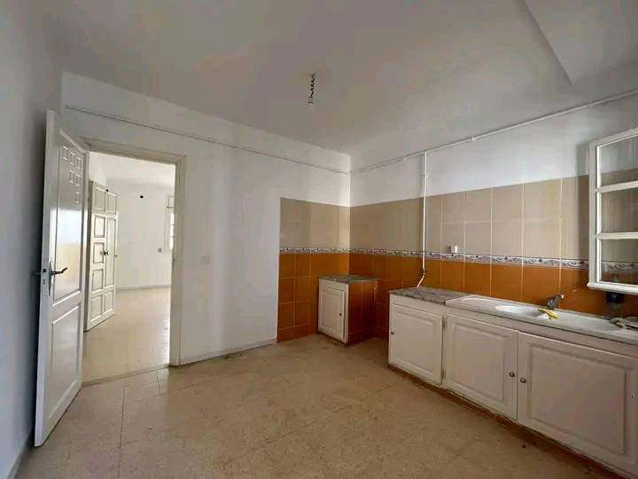 Raoued Cite Ennour Jaafar Location Appart. 3 pices Un appartement 2 chambre et un salon