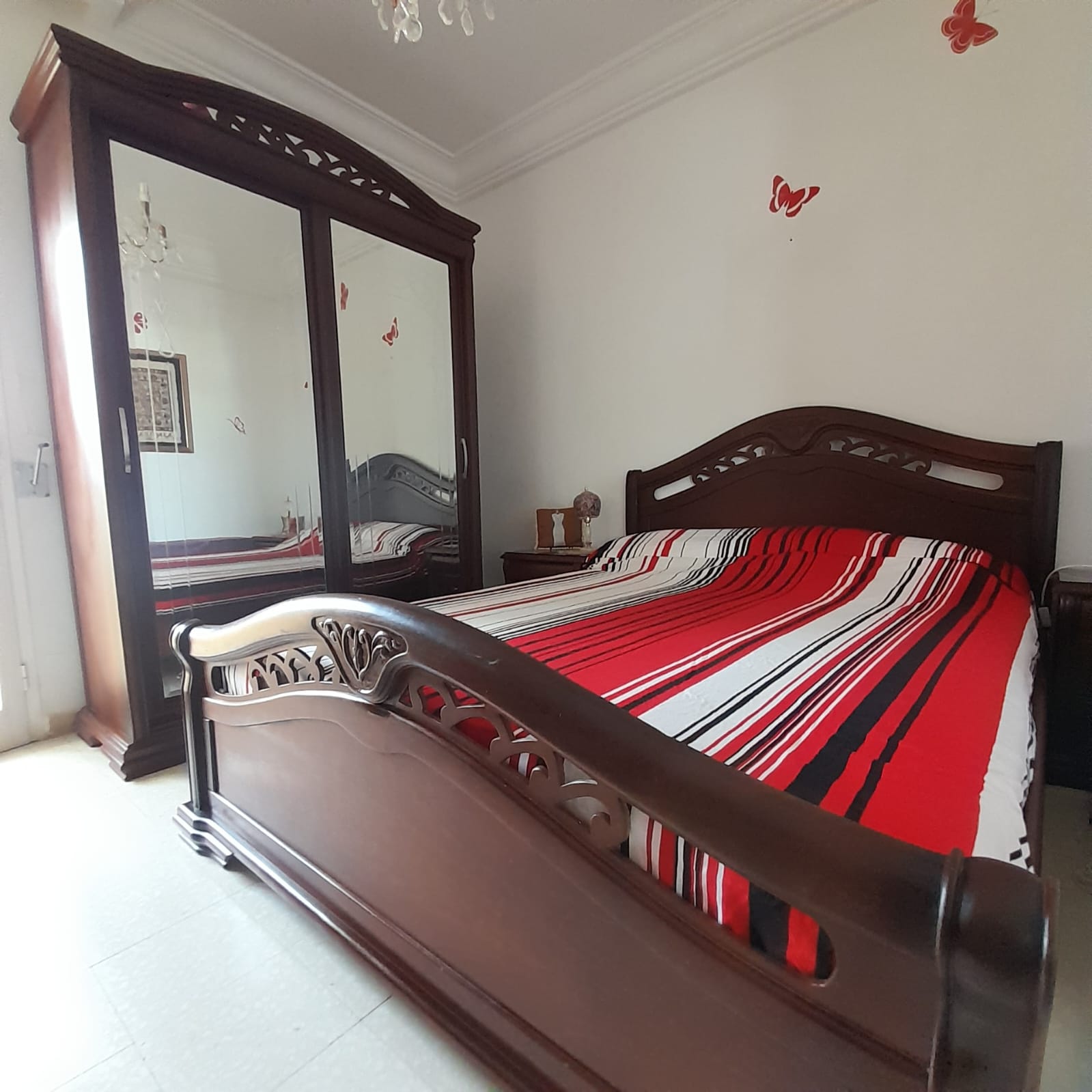 La Soukra Cite Hedi Nouira Chambres  coucher Chambres  coucher Chambre pour adultes