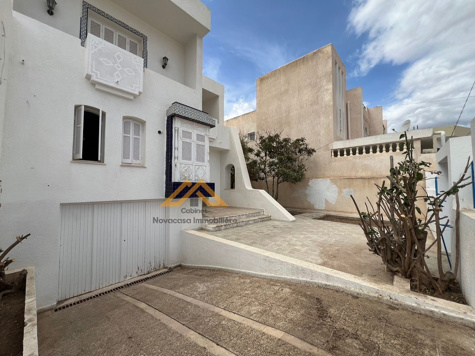 Sousse Ville Sousse Vente Appart. 5 pices+ Villa  bouhsina