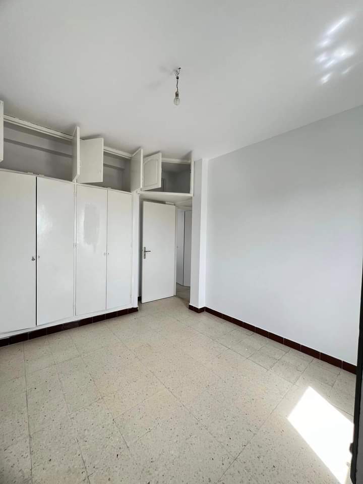 El Mourouj Cite Ennakhil Vente Appart. 3 pices Appartement s3  el mourouj 1