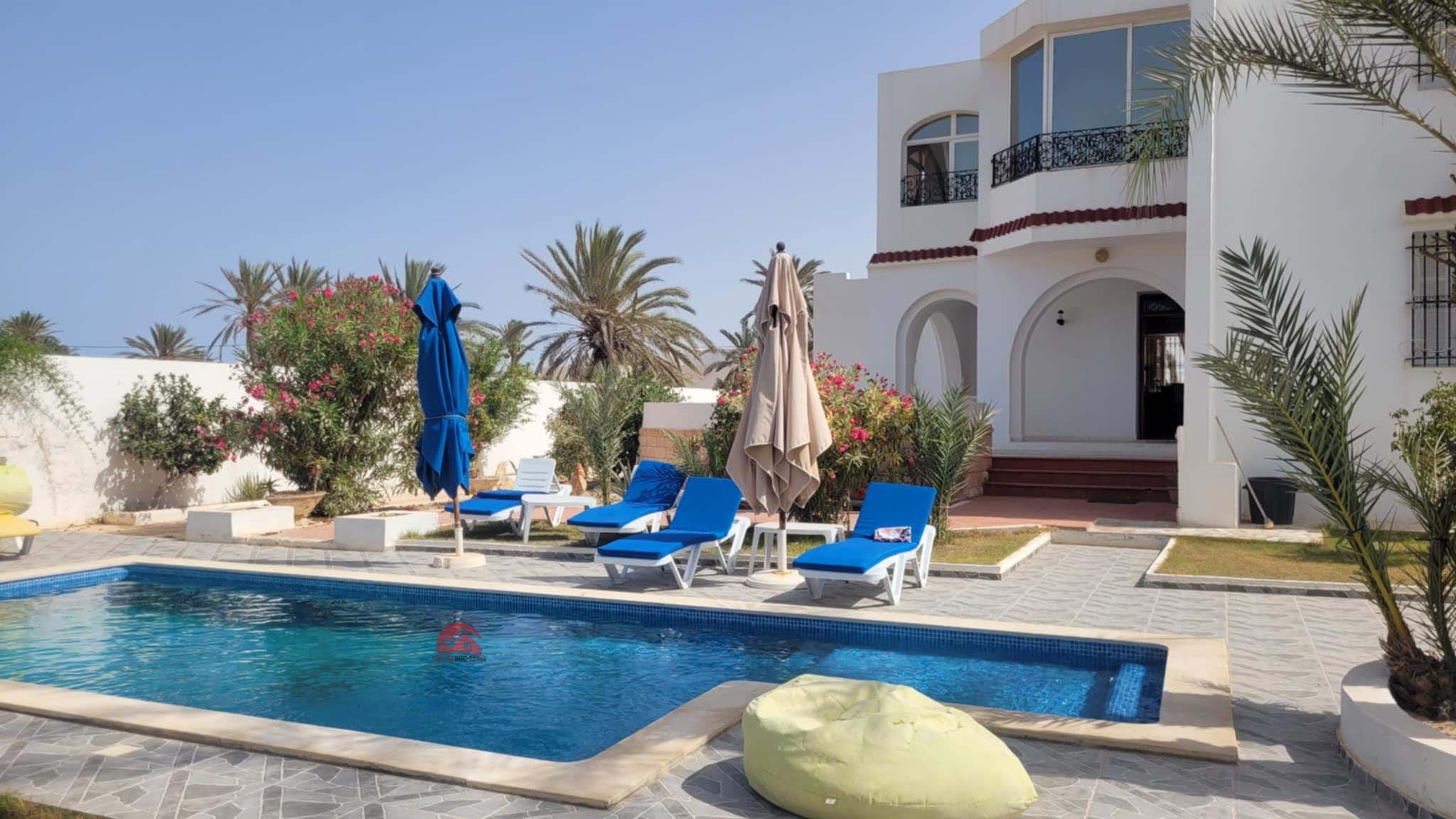 Djerba - Midoun Midoun Location Maisons Villa meublee avec piscine zone touristique djerba