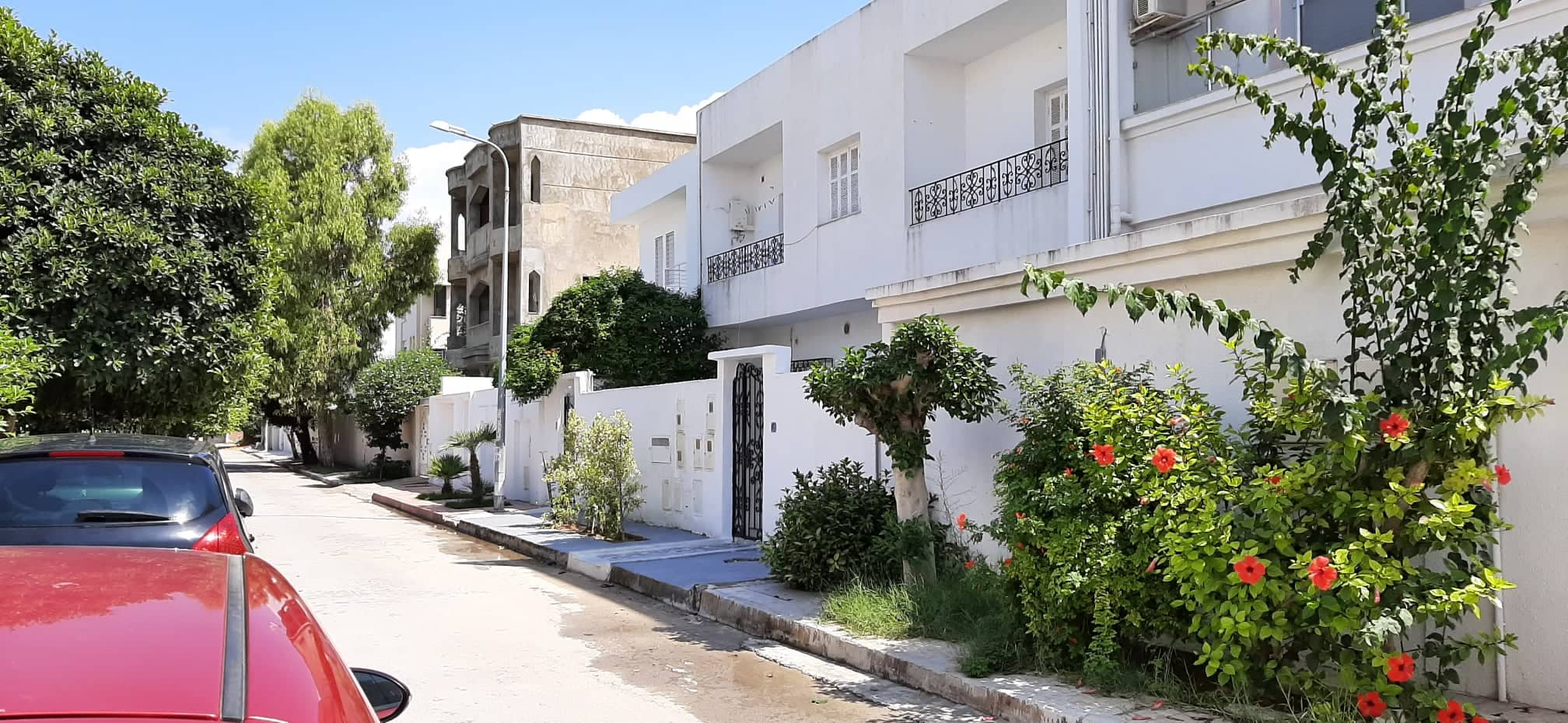 La Marsa Sidi Daoud Location Appart. 3 pices Al rdc de villa  sidi daoud la marsa